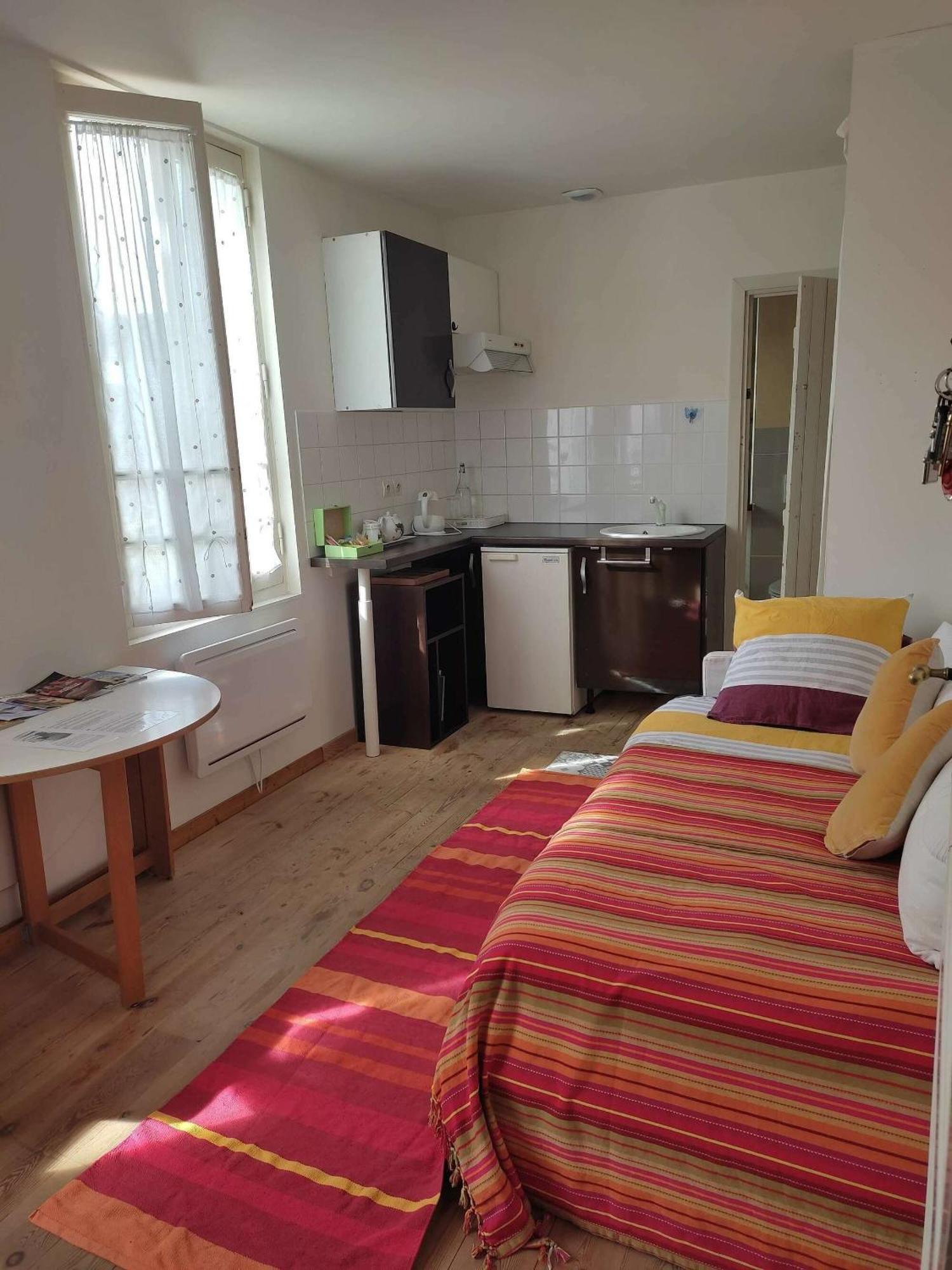 B&B Le Miroir Aux Fees Bordeaux Exteriér fotografie
