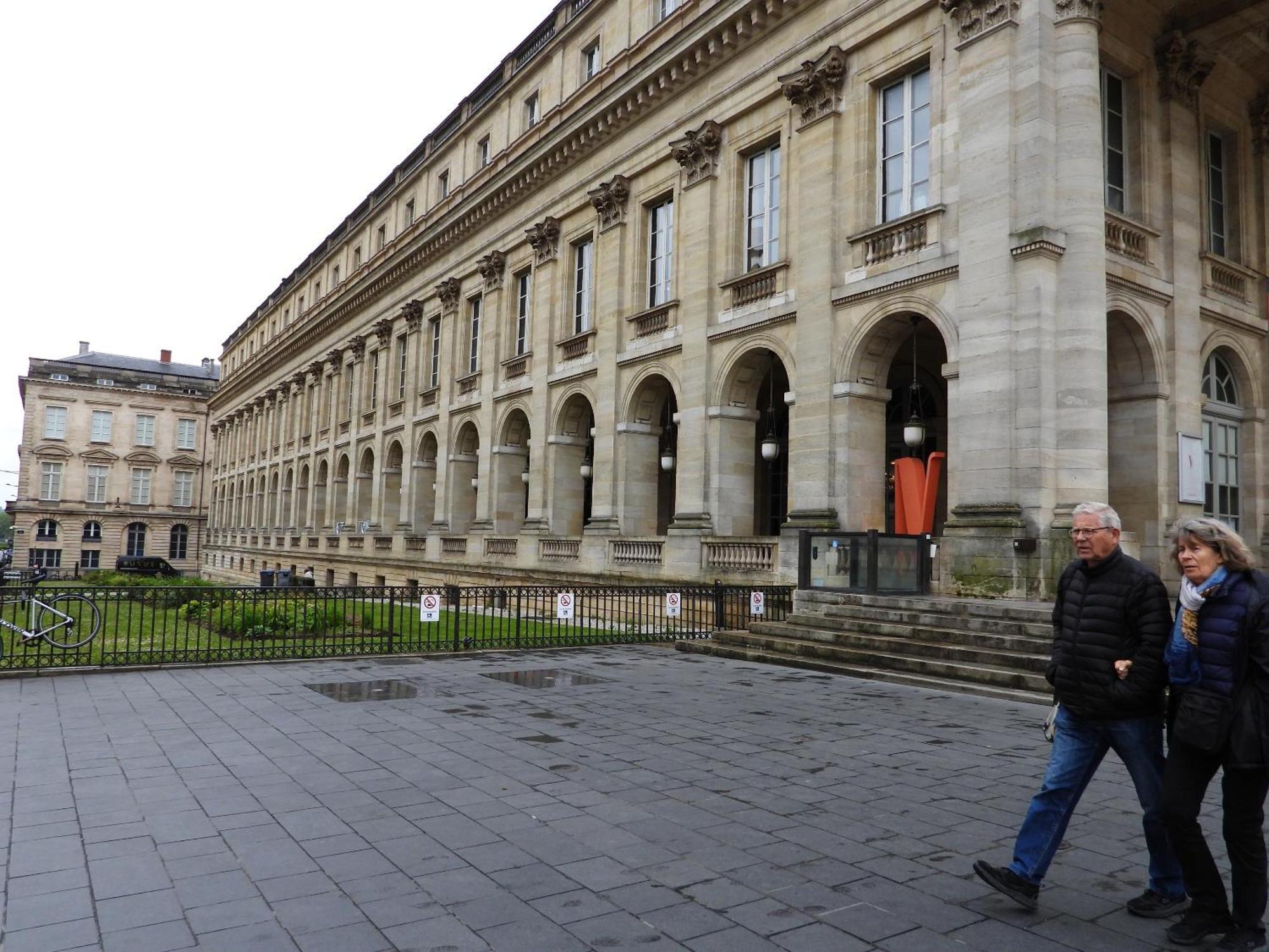 B&B Le Miroir Aux Fees Bordeaux Exteriér fotografie