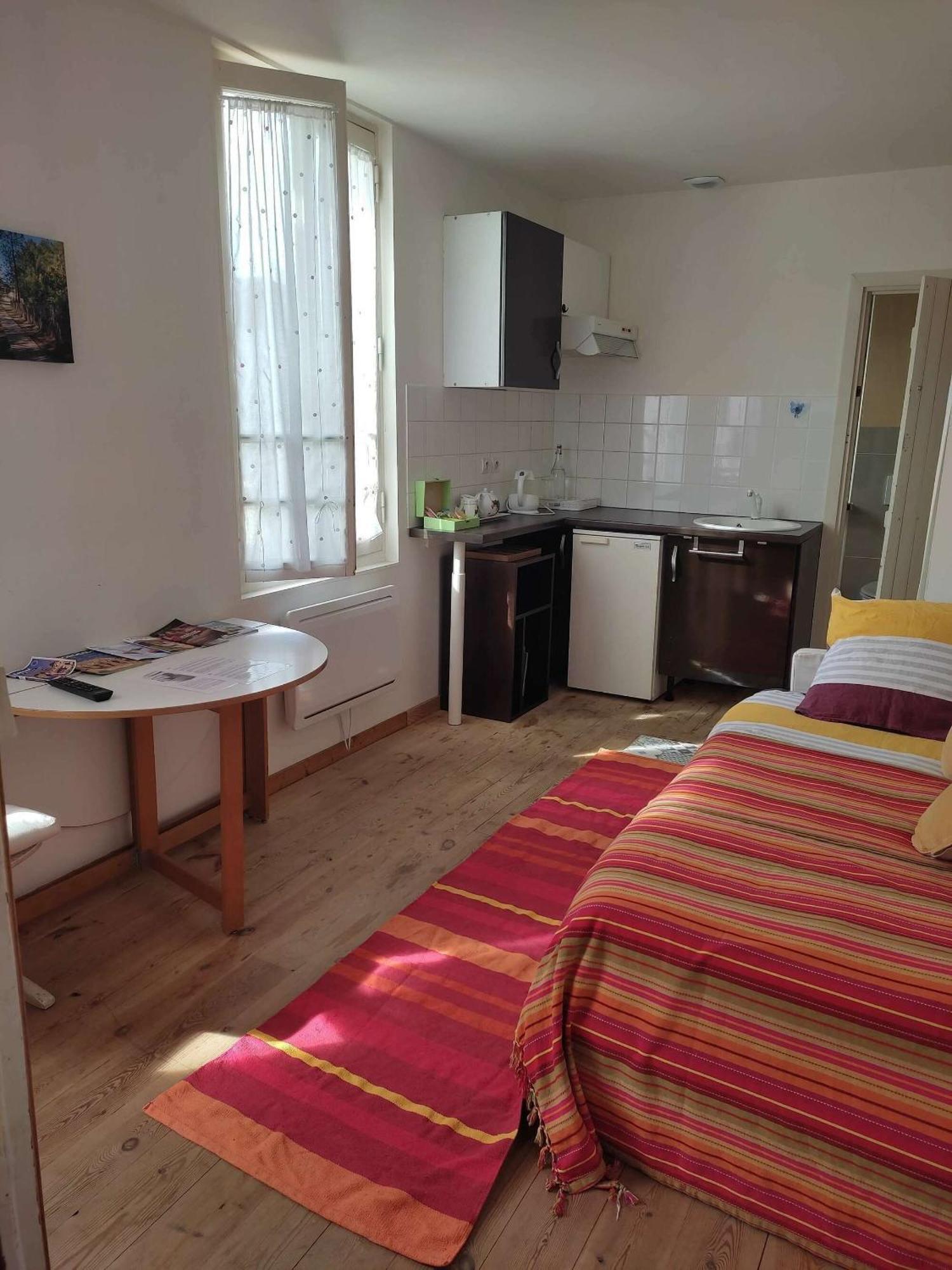 B&B Le Miroir Aux Fees Bordeaux Exteriér fotografie